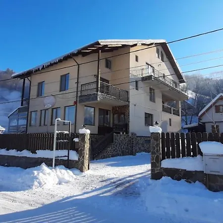Pensiunea Montan Din Bran,sat Simon Indoor Hotel